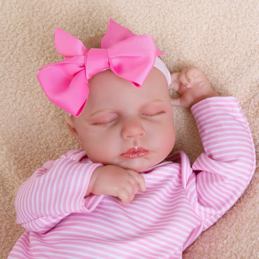 This Weighted Realistic Reborn Baby Doll drops 50%off