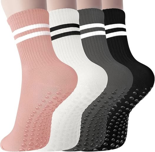 These 4 pairs of pilates grip socks are 50% off