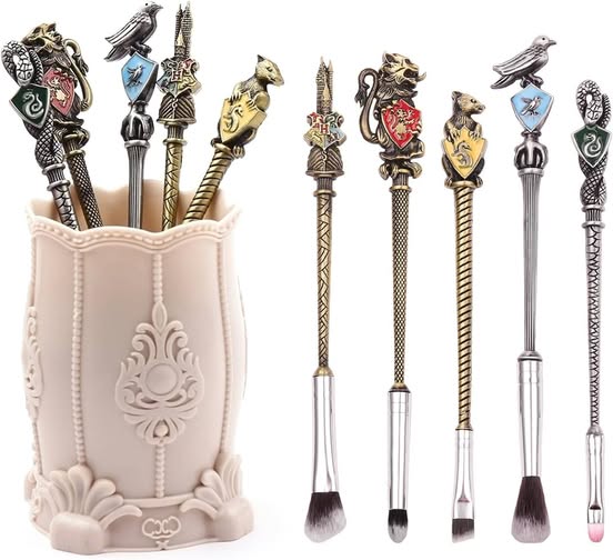 ONLY $7!!!! This Harry Potter Makeup Brushes drop 50%off