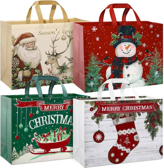 These Christmas Gift Bags drop 40%off