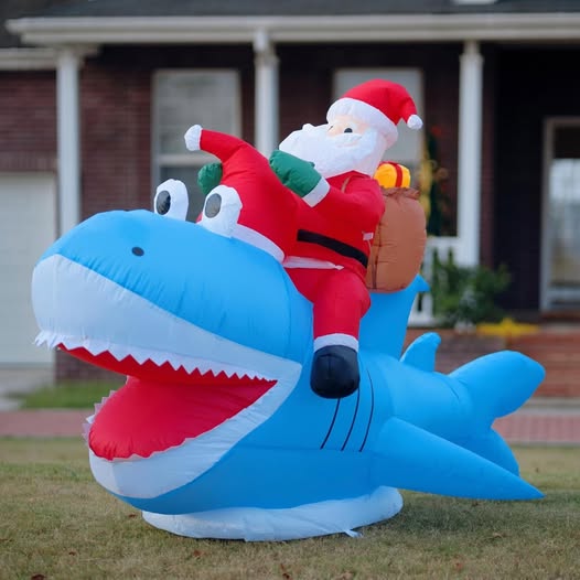 This Christmas Shark Inflatables drops 40%off