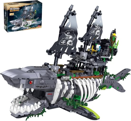 Price drop! This Mechanical Shark Building Set is 40% off