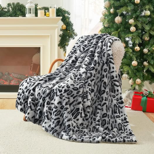 ONLY $12.99!!! This Pretty Leopard Faux Fur Throws drops 40%off