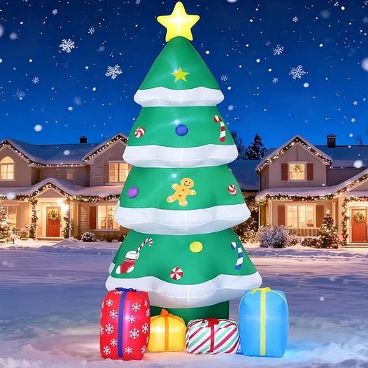 This Christmas tree inflatable is super cute!!!